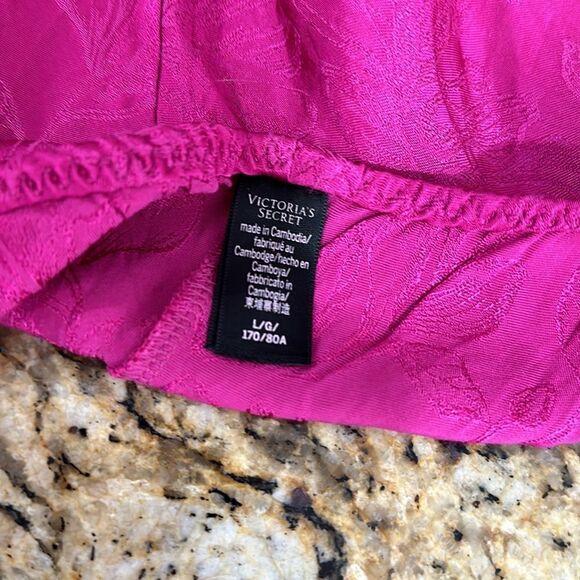 Victoria’s Secret Satin Viscose Floral Pattern Shorts In Fuchsia Size L - Picture 4 of 8